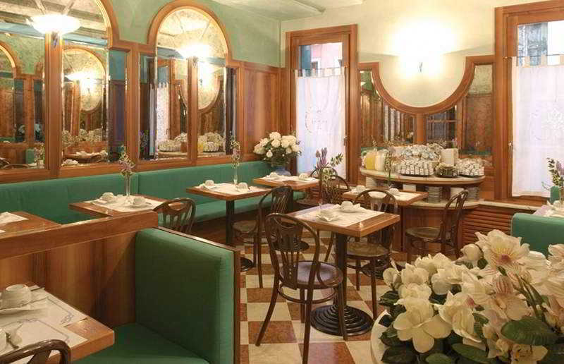 Hotel Il Moro Di Venezia Екстериор снимка